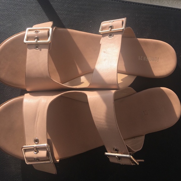 Sandals - Picture 2 of 3